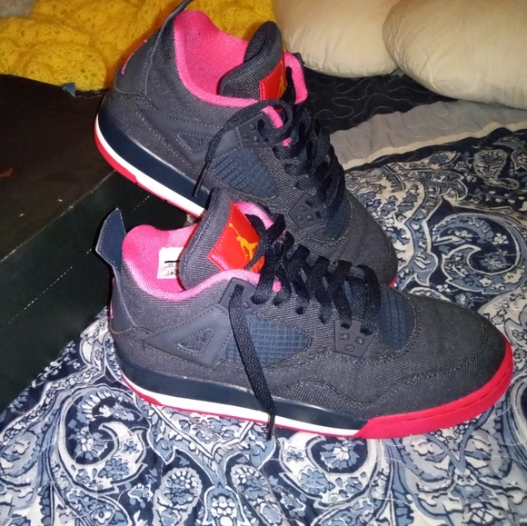 Air Jordan 4s GG - Picture 2 of 4
